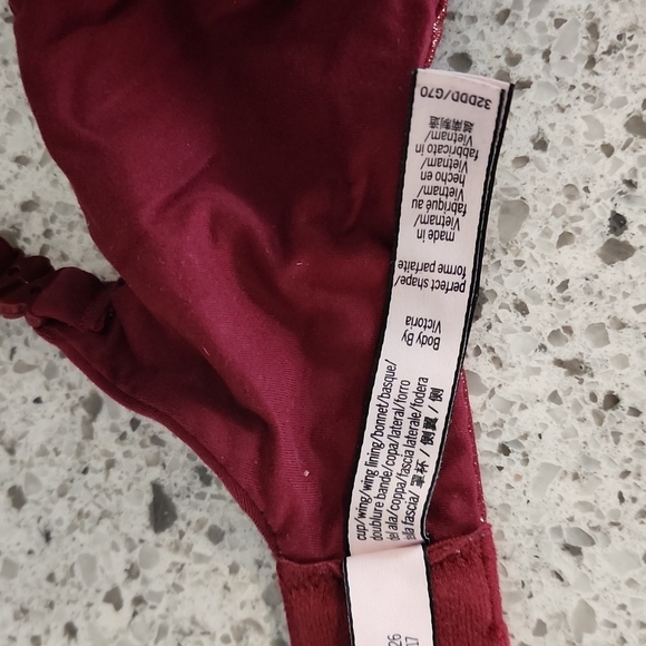 Victoria's Secret Body Perfect Shape Crimson Gold 32DDD - Picture 4 of 4